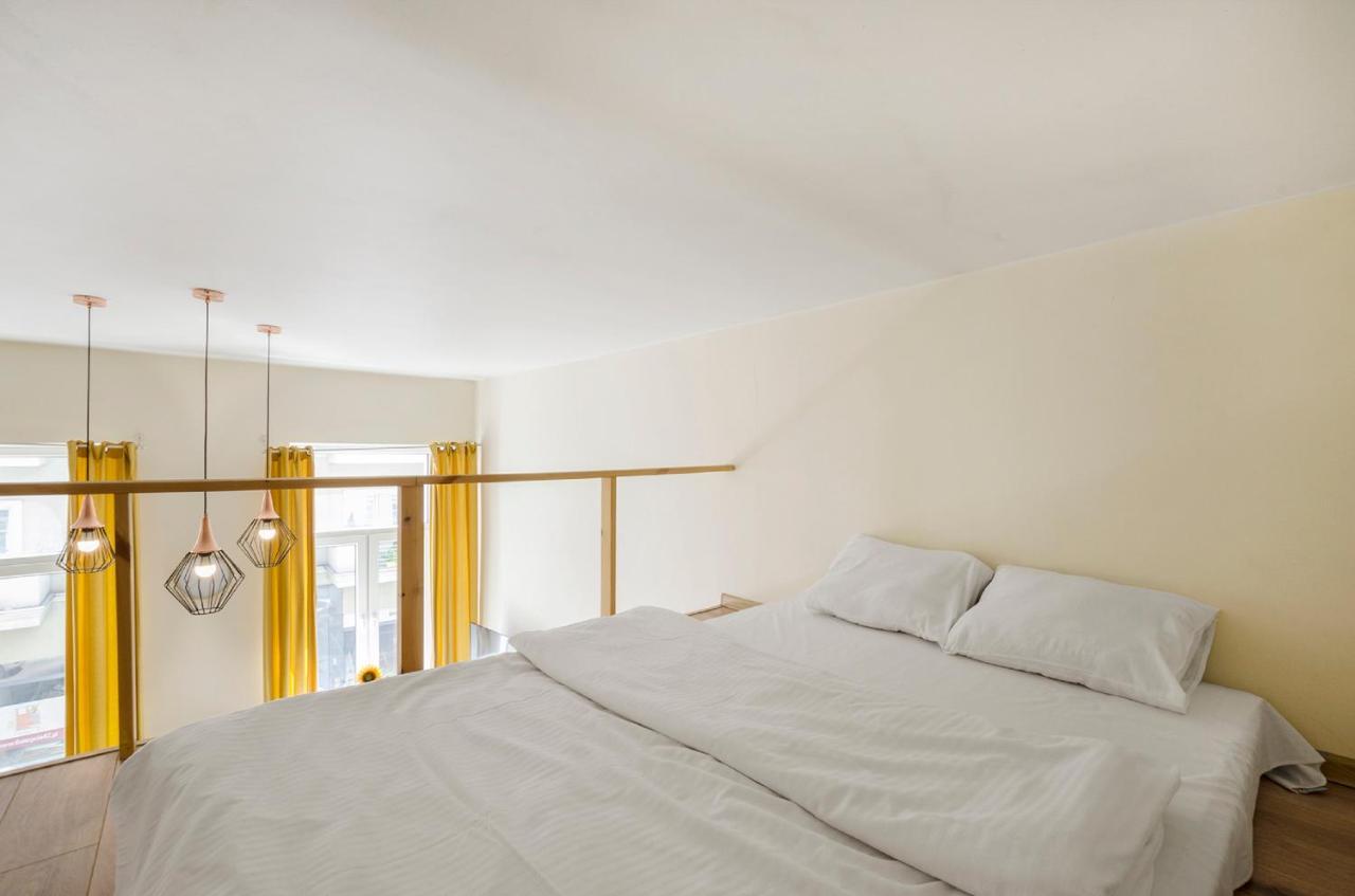 Cozy On Sierpnia Street Apartament *
