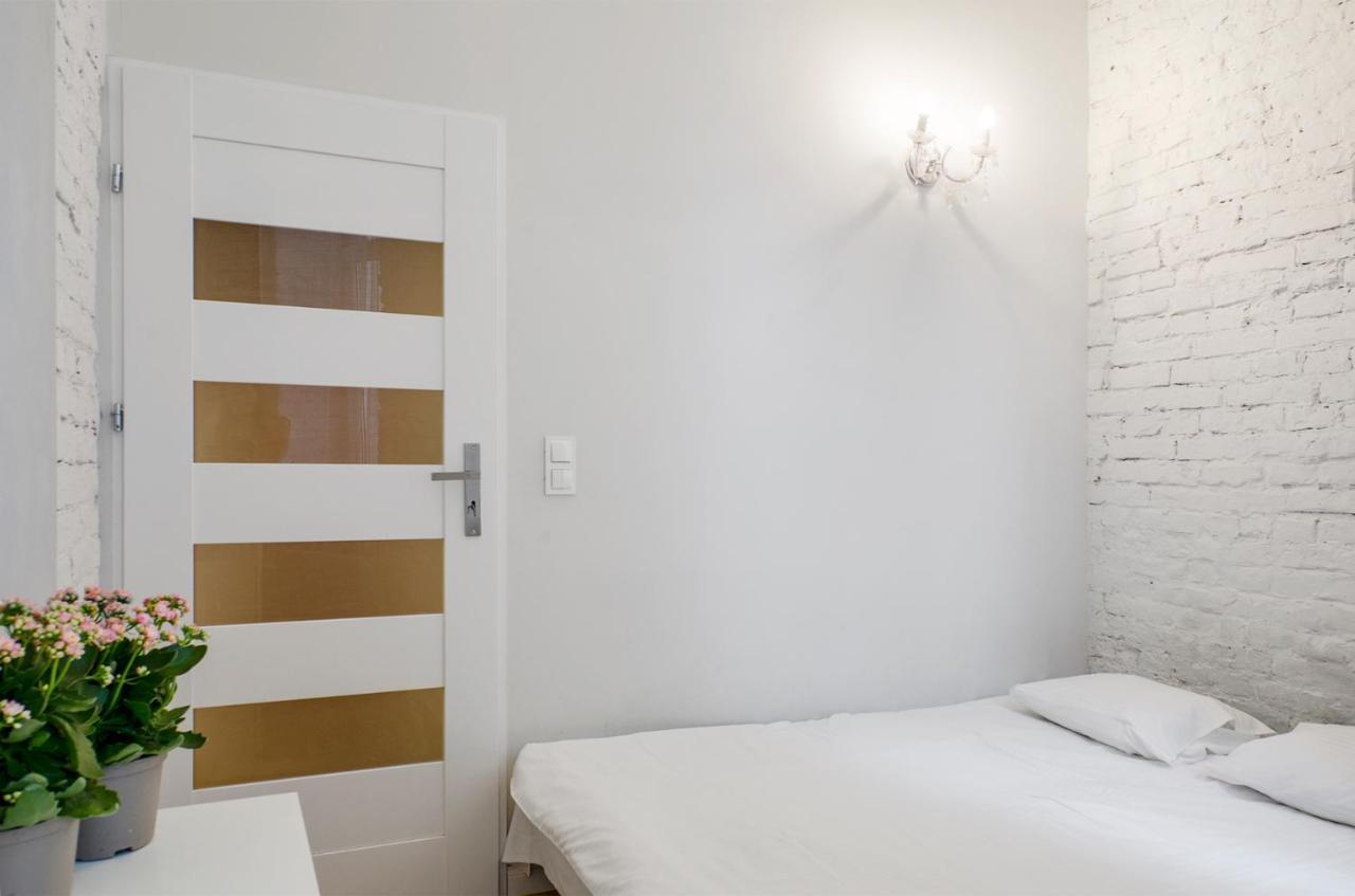 Cozy On Sierpnia Street Apartament *