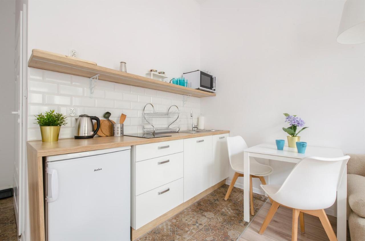Cozy On Sierpnia Street Apartament