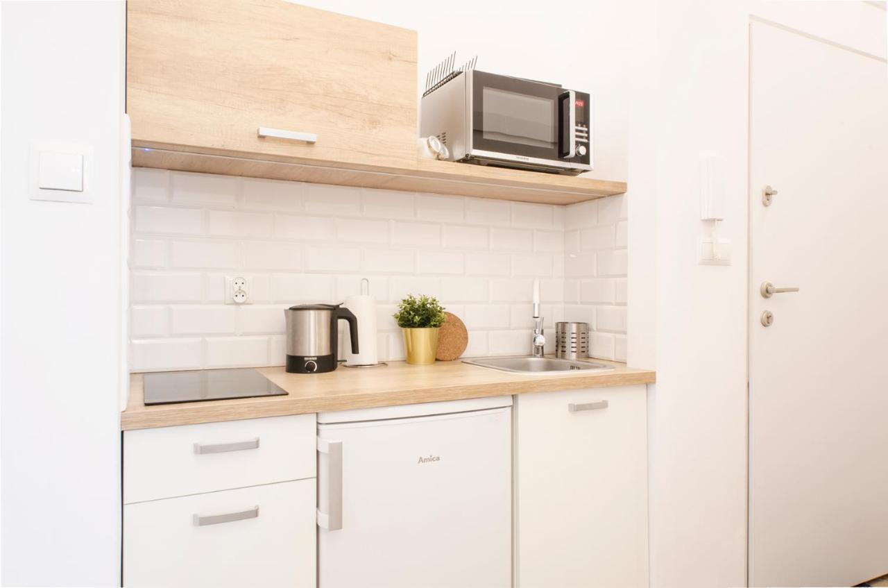 Cozy On Sierpnia Street Apartment