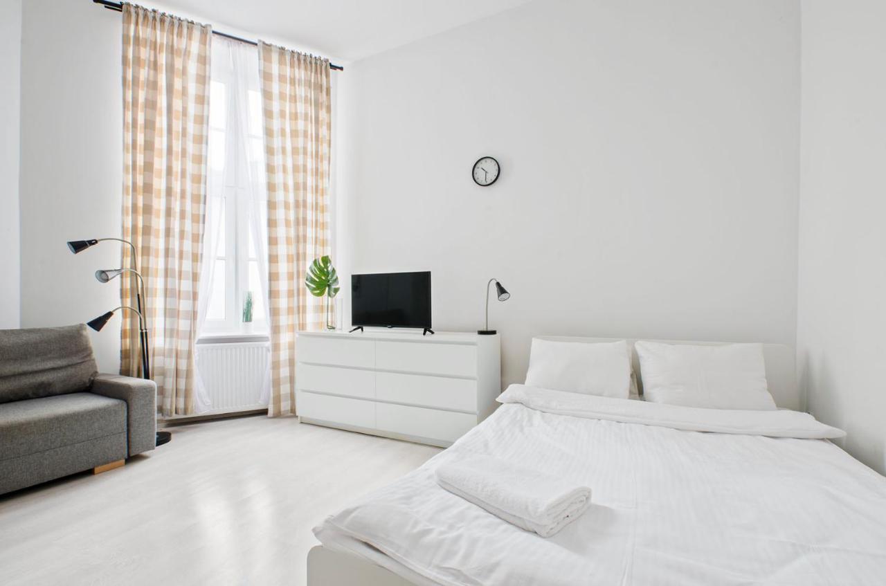 Apartament Cozy On Sierpnia Street