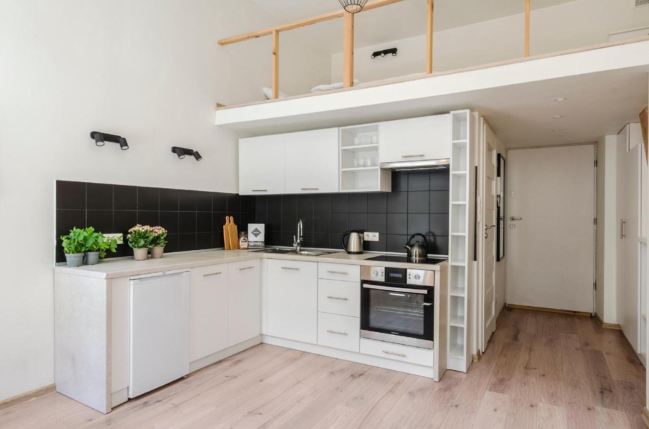 Cozy On Sierpnia Street Apartament *