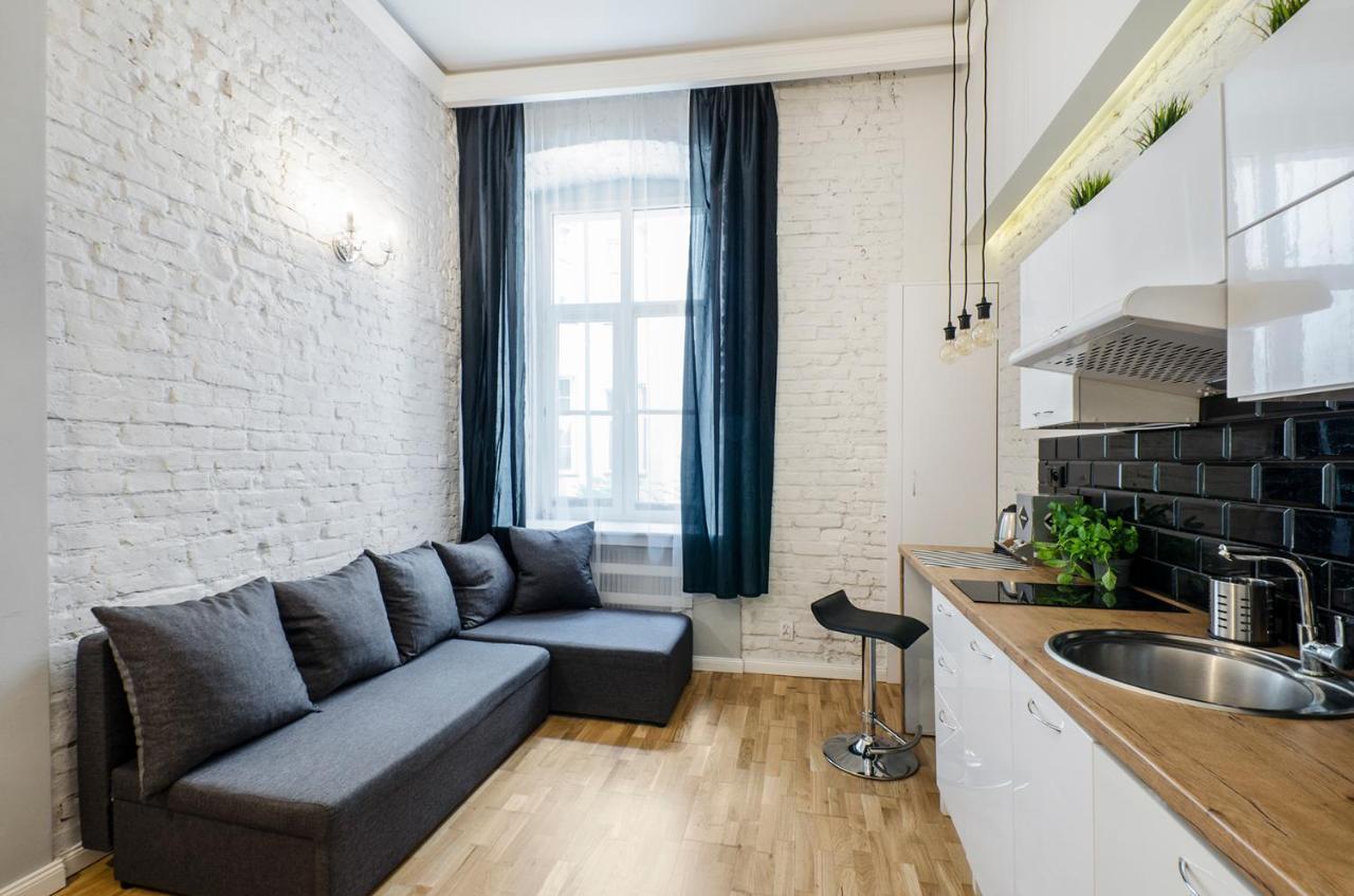 Cozy On Sierpnia Street Apartament *