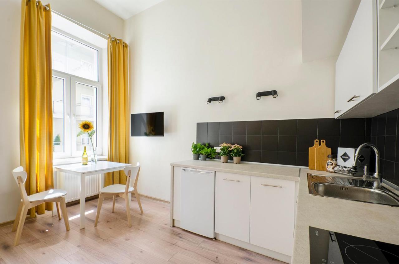 Cozy On Sierpnia Street Apartament Łódź